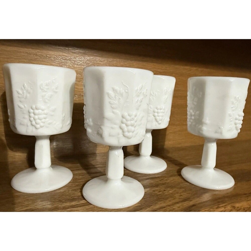 Wstmoreland Milk Glass Cordial Drinkware MCM Vintage Signed 4- 4” 1950s Barware